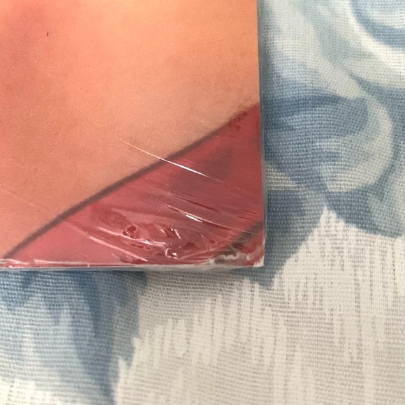 Princess Diana 1998 Commemorative Calendar - Picture 6 of 6